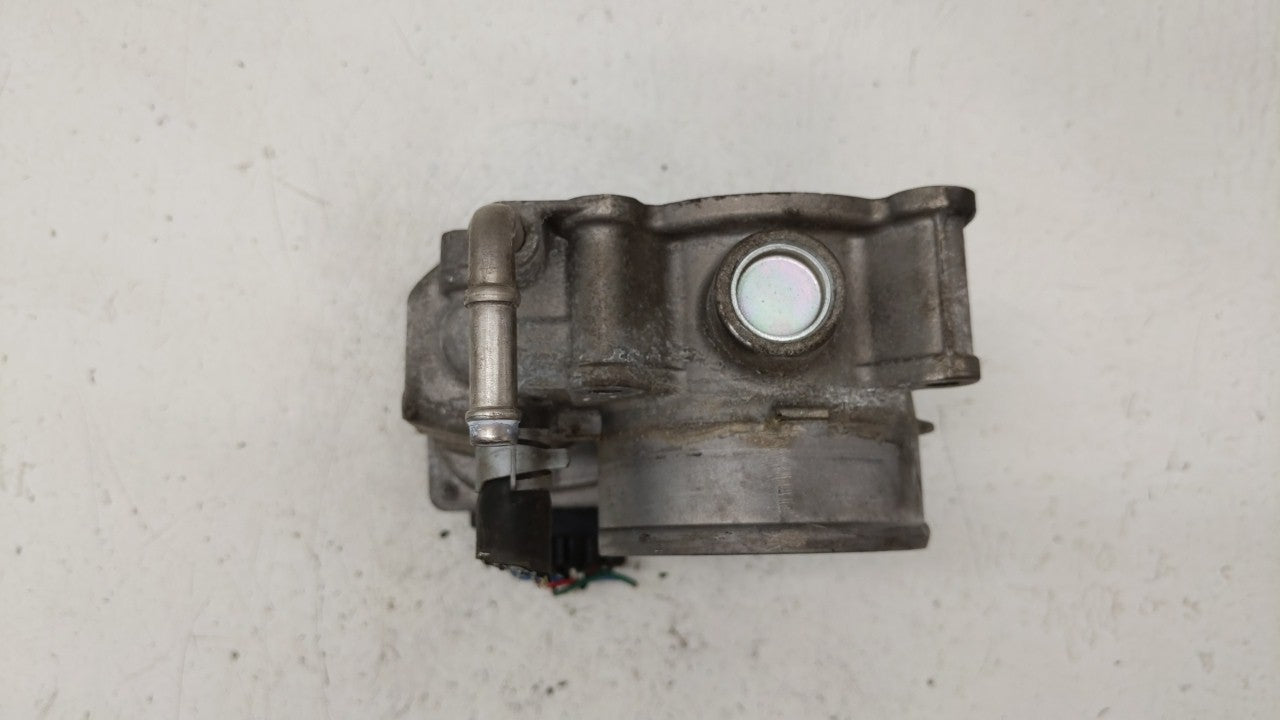 2014-2019 Nissan Rogue Throttle Body P/N:3TA60-01 B 3TA60-01 A Fits Fits 2013 2014 2015 2016 2017 2018 2019 OEM Used Auto Pa