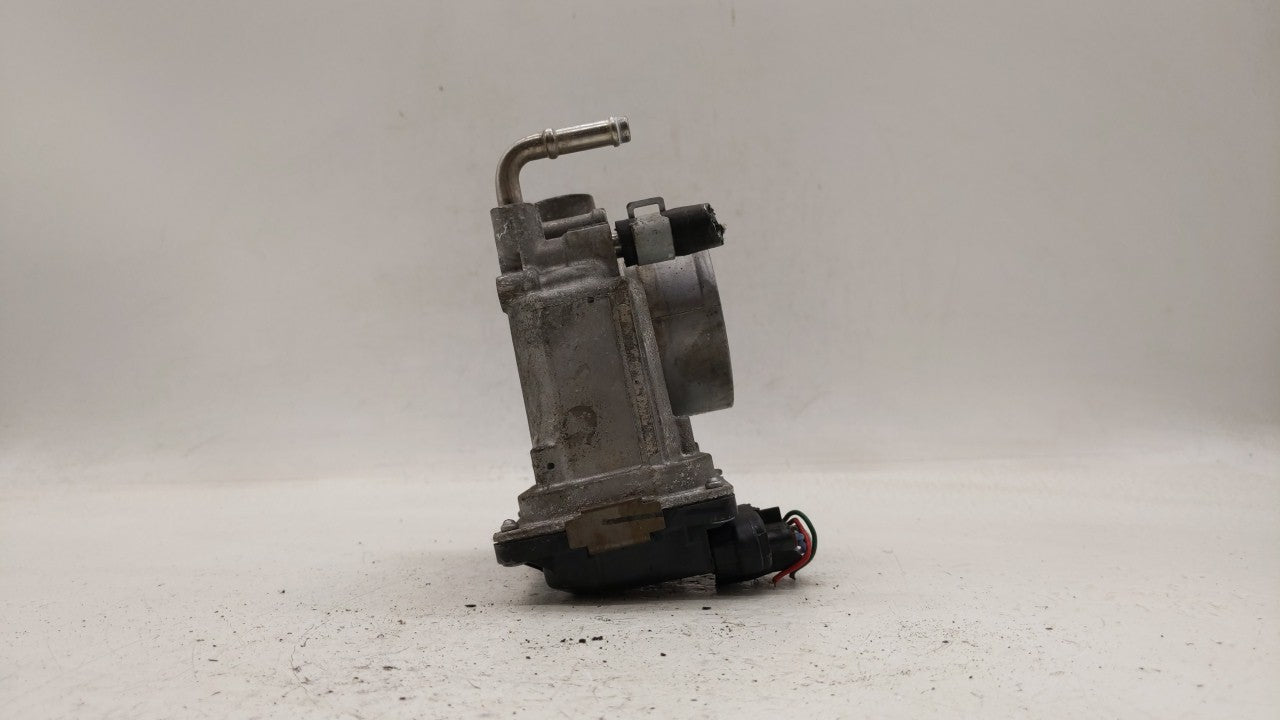 2014-2019 Nissan Rogue Throttle Body P/N:3TA60-01 B 3TA60-01 A Fits Fits 2013 2014 2015 2016 2017 2018 2019 OEM Used Auto Pa