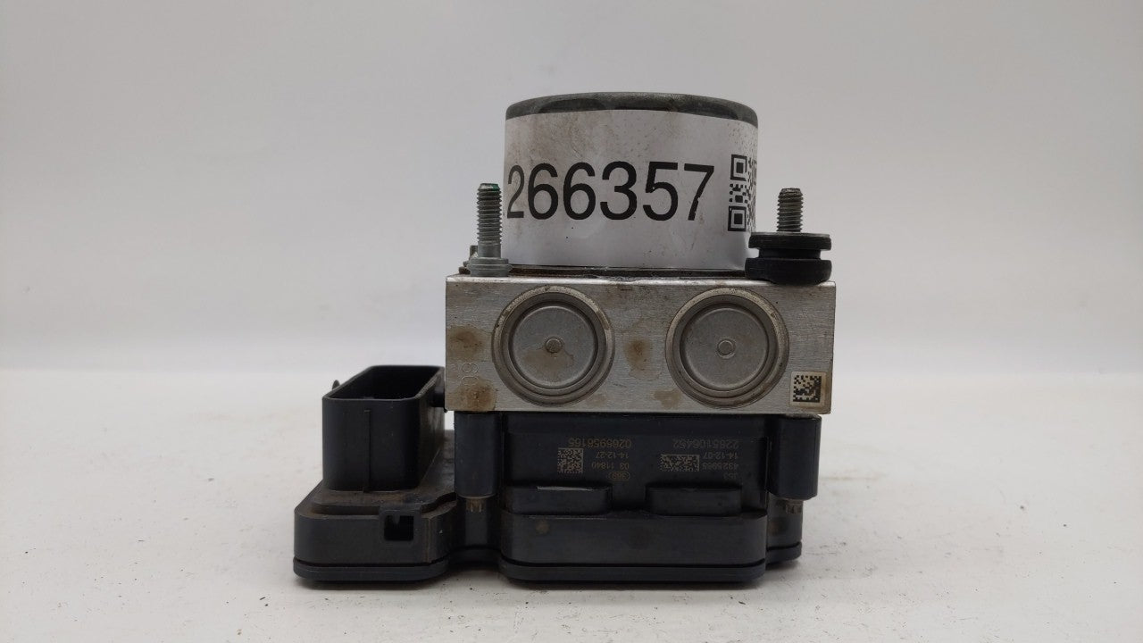 2015-2016 Nissan Rogue ABS Pump Control Module Replacement P/N:47660 5HA0A Fits Fits 2015 2016 OEM Used Auto Parts - Oemused
