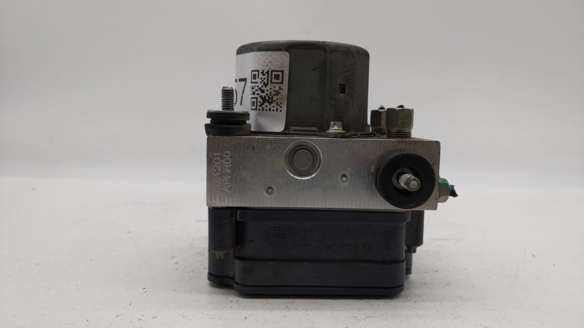 2015-2016 Nissan Rogue Anti-Lock Brake ABS Pump Module Actuator OEM P/N:47660 5HA0A Fits Fits 2015 2016 OEM Used Auto Parts 