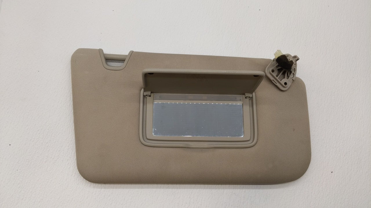 2014-2017 Nissan Rogue Sun Visor Shade Replacement Passenger Right Mirror Fits Fits 2014 2015 2016 2017 OEM Used Auto Parts 