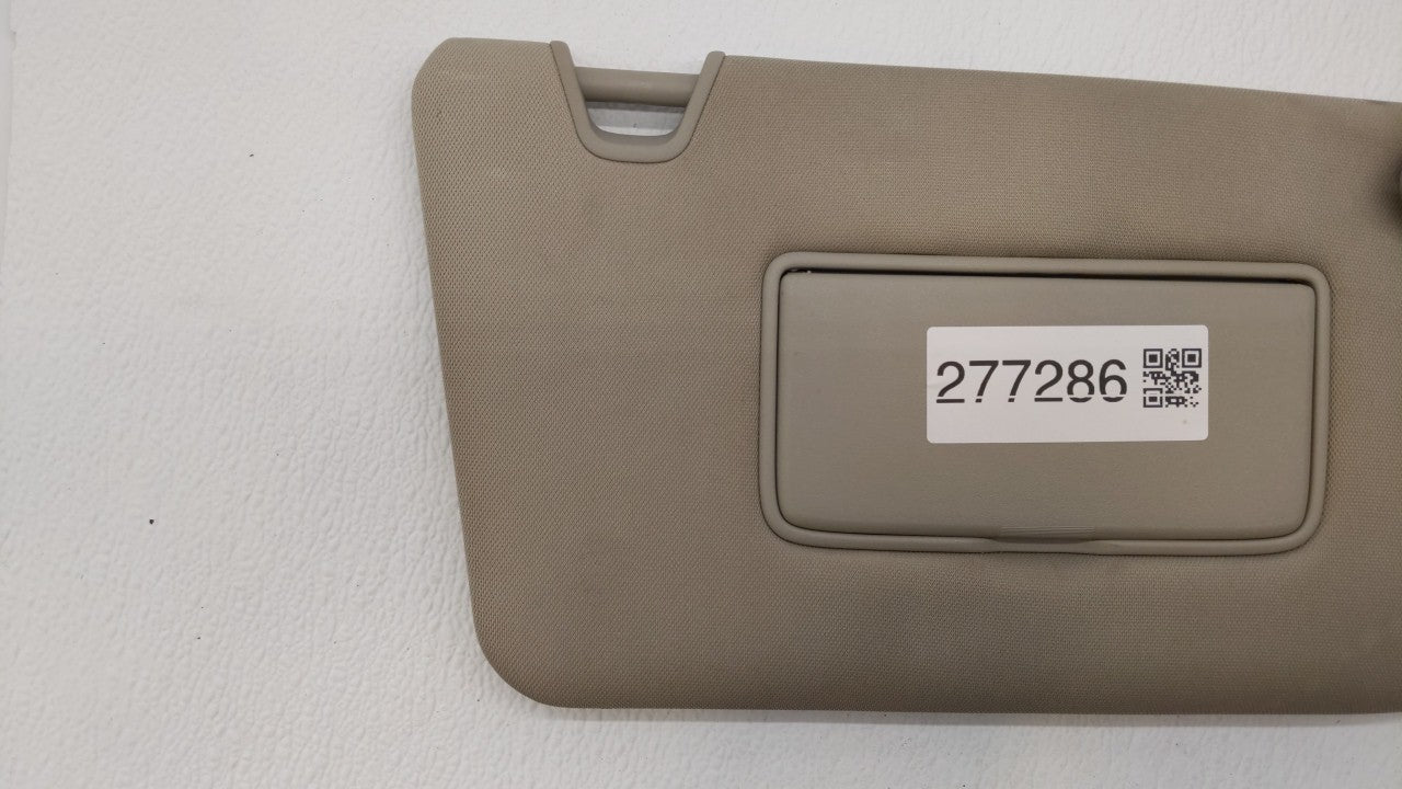 2014-2017 Nissan Rogue Sun Visor Shade Replacement Passenger Right Mirror Fits Fits 2014 2015 2016 2017 OEM Used Auto Parts 