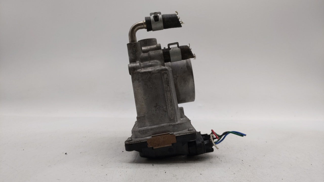 2014-2019 Nissan Rogue Throttle Body P/N:3TA60-01 C 3TA60-01 B, 3TA60-01 A Fits Fits 2013 2014 2015 2016 2017 2018 2019 OEM 