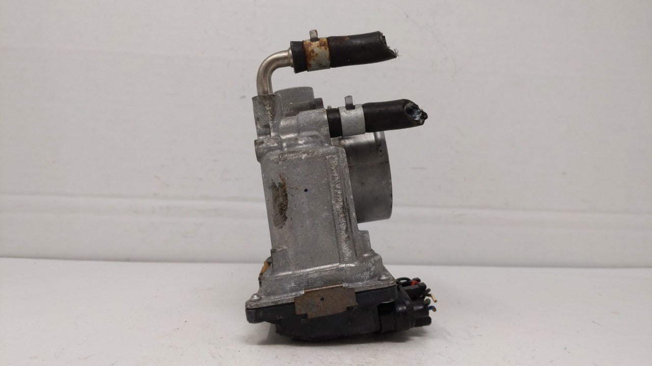 2014-2019 Nissan Rogue Throttle Body P/N:3TA60-01 C 3TA60-01 B, 3TA60-01 A Fits Fits 2013 2014 2015 2016 2017 2018 2019 OEM 