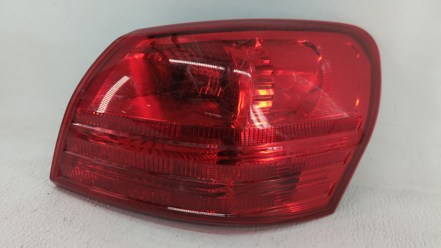 2008-2015 Nissan Rogue Tail Light Assembly Passenger Right OEM Fits Fits 2008 2009 2010 2011 2012 2013 2014 2015 OEM Used Au