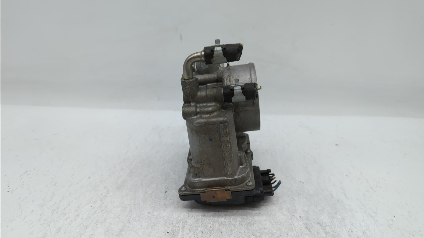 2014-2019 Nissan Rogue Throttle Body P/N:3TA60-01 C 3TA60-01 B, 3TA60-01 A Fits Fits 2013 2014 2015 2016 2017 2018 2019 OEM 