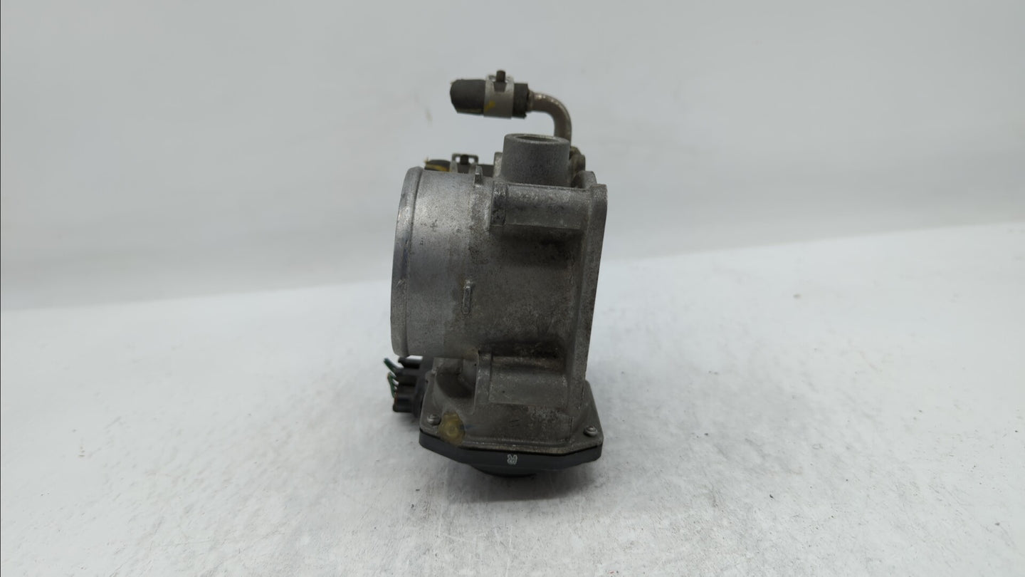 2014-2019 Nissan Rogue Throttle Body P/N:3TA60-01 C 3TA60-01 B, 3TA60-01 A Fits Fits 2013 2014 2015 2016 2017 2018 2019 OEM 