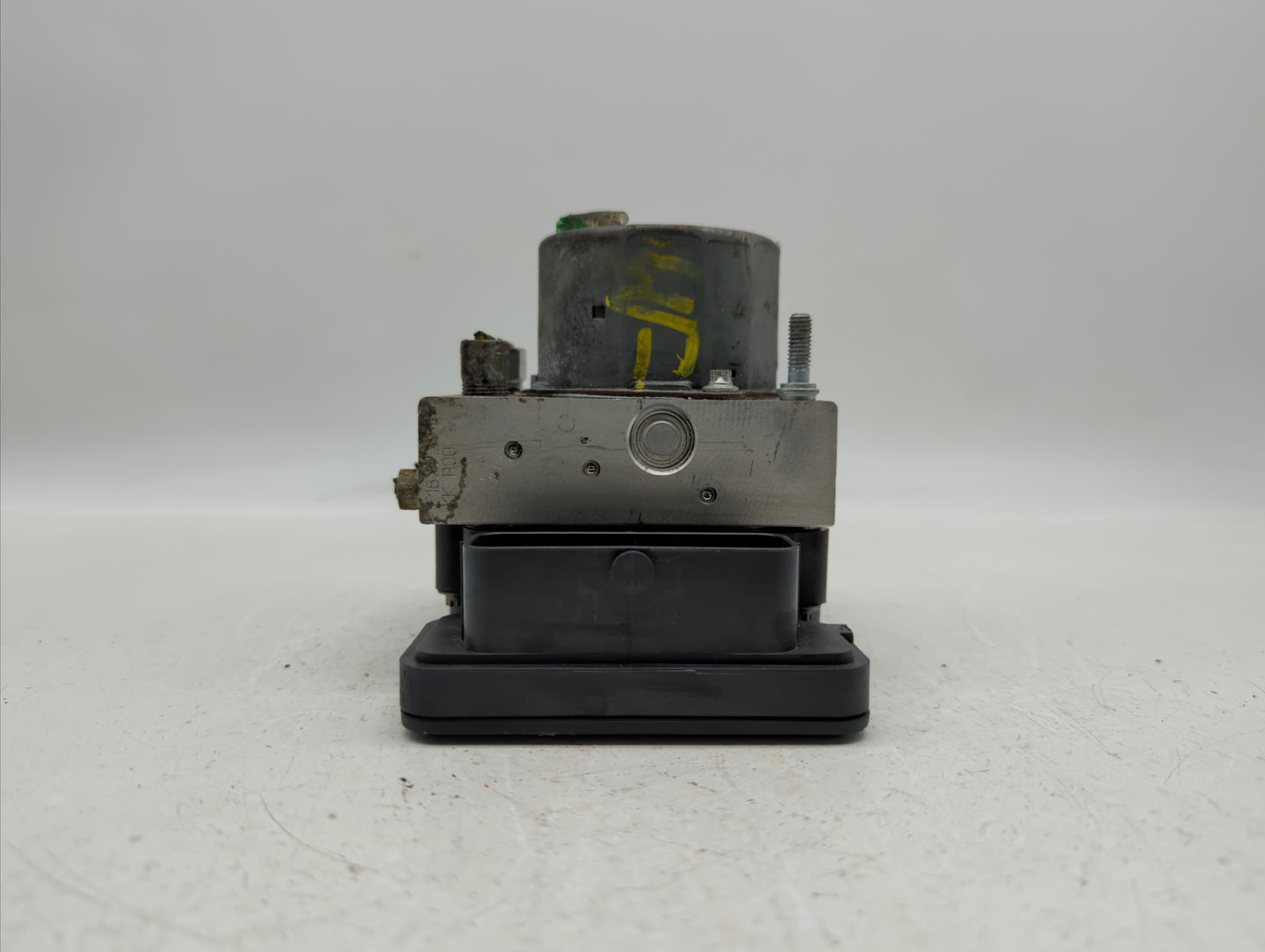 2014-2015 Nissan Rogue ABS Pump Control Module Replacement P/N:2265106527 47660 4BA0A Fits Fits 2014 2015 OEM Used Auto Part