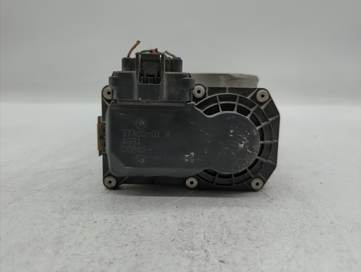 2014-2019 Nissan Rogue Throttle Body P/N:3TA60-01 C 3TA60-01 B, 3TA60-01 A Fits Fits 2013 2014 2015 2016 2017 2018 2019 OEM 