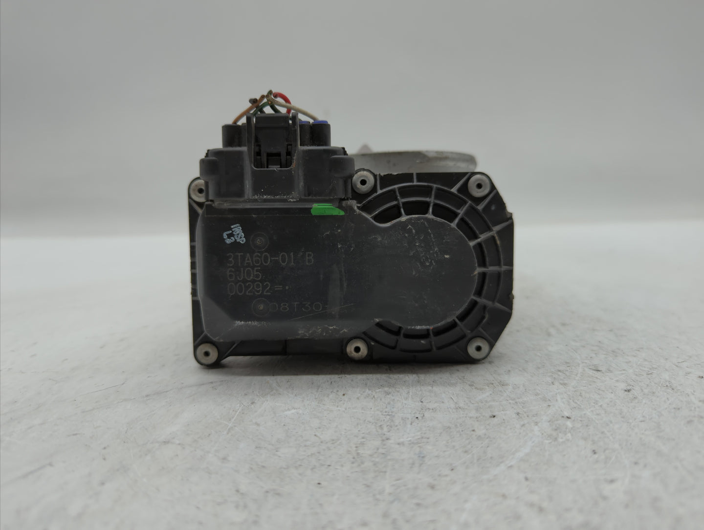 2014-2019 Nissan Rogue Throttle Body P/N:3TA60-01 C 3TA60-01 B, 3TA60-01 A Fits Fits 2013 2014 2015 2016 2017 2018 2019 OEM 