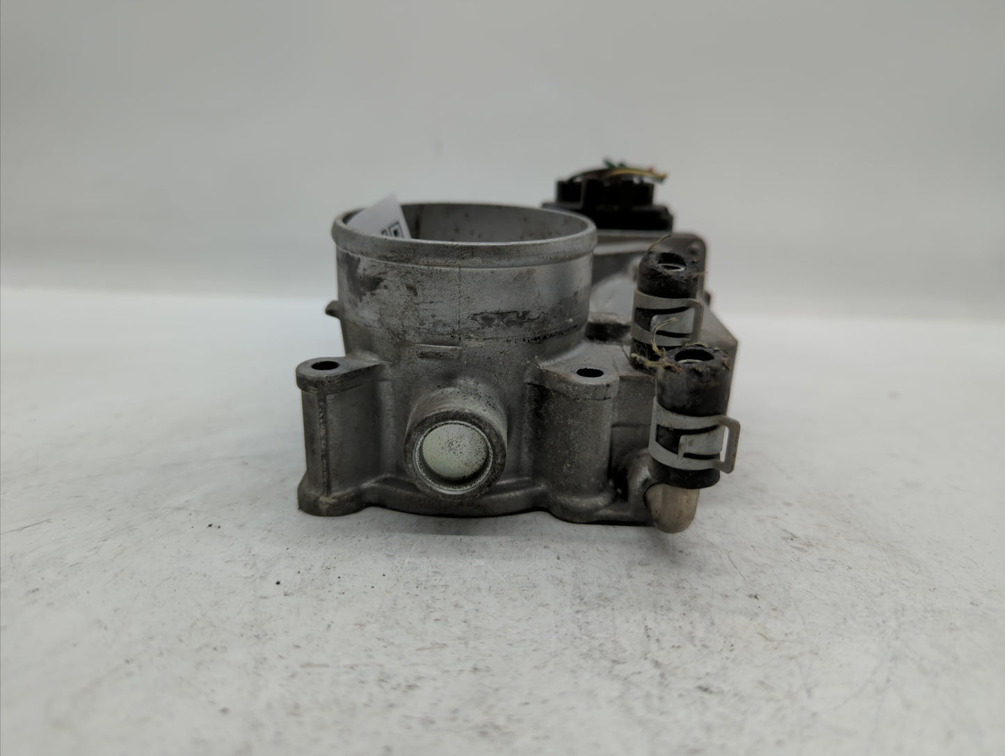 2014-2019 Nissan Rogue Throttle Body P/N:3TA60-01 C 3TA60-01 B, 3TA60-01 A Fits Fits 2013 2014 2015 2016 2017 2018 2019 OEM 