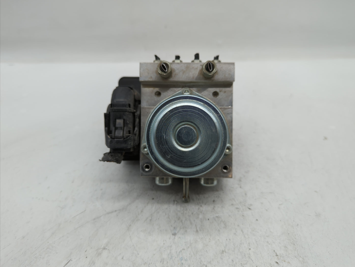 2012-2015 Nissan Rogue ABS Pump Control Module Replacement P/N:47660 JM04A Fits Fits 2012 2013 2014 2015 OEM Used Auto Parts