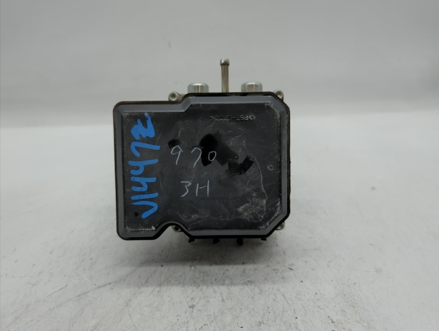 2012-2015 Nissan Rogue ABS Pump Control Module Replacement P/N:47660 JM04A Fits Fits 2012 2013 2014 2015 OEM Used Auto Parts