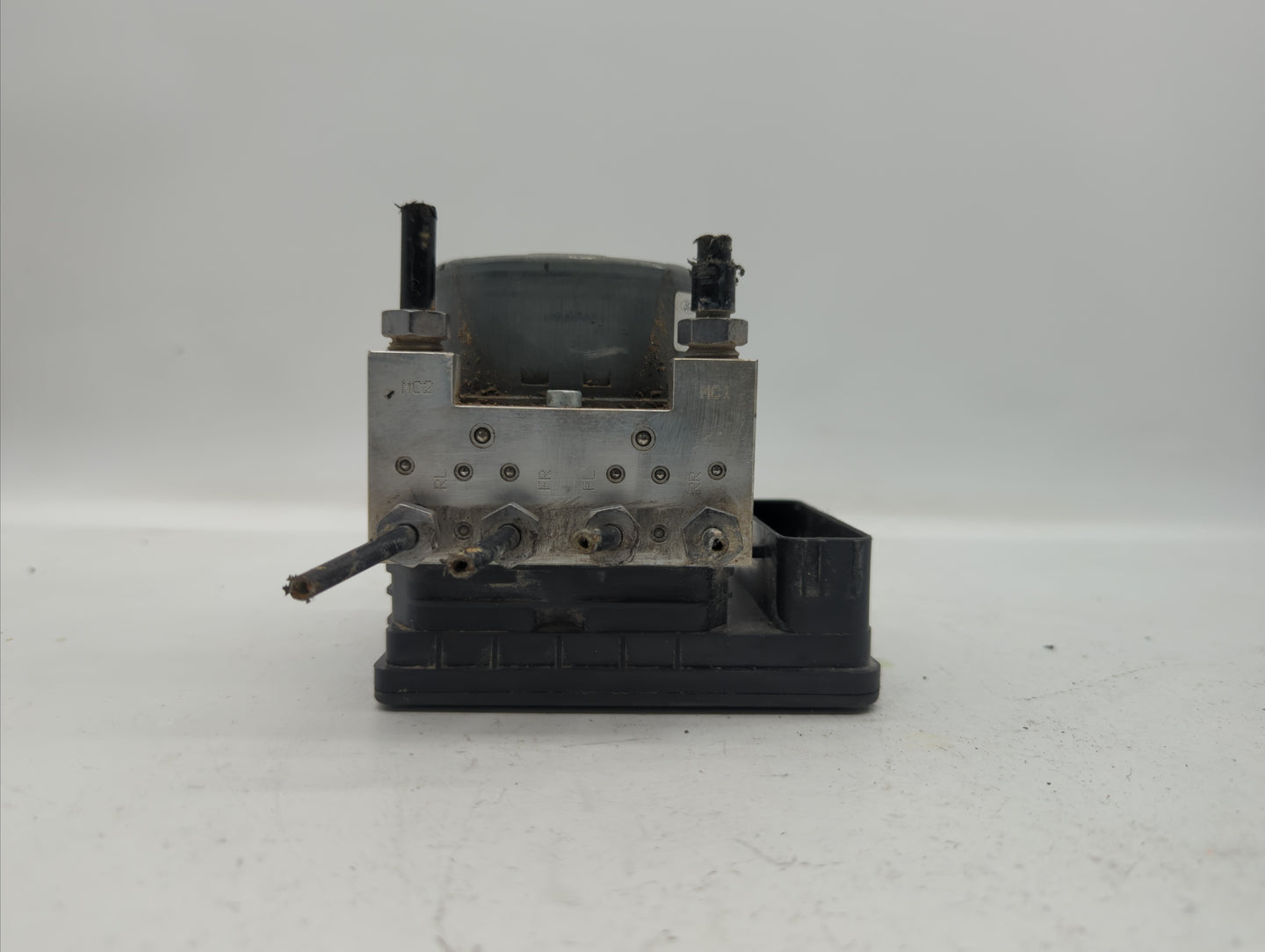 2014-2015 Nissan Rogue ABS Pump Control Module Replacement P/N:GR3C-2C219-BD GR3C-2C405-BB, GR3C-2C405-BC Fits Fits 2014 201