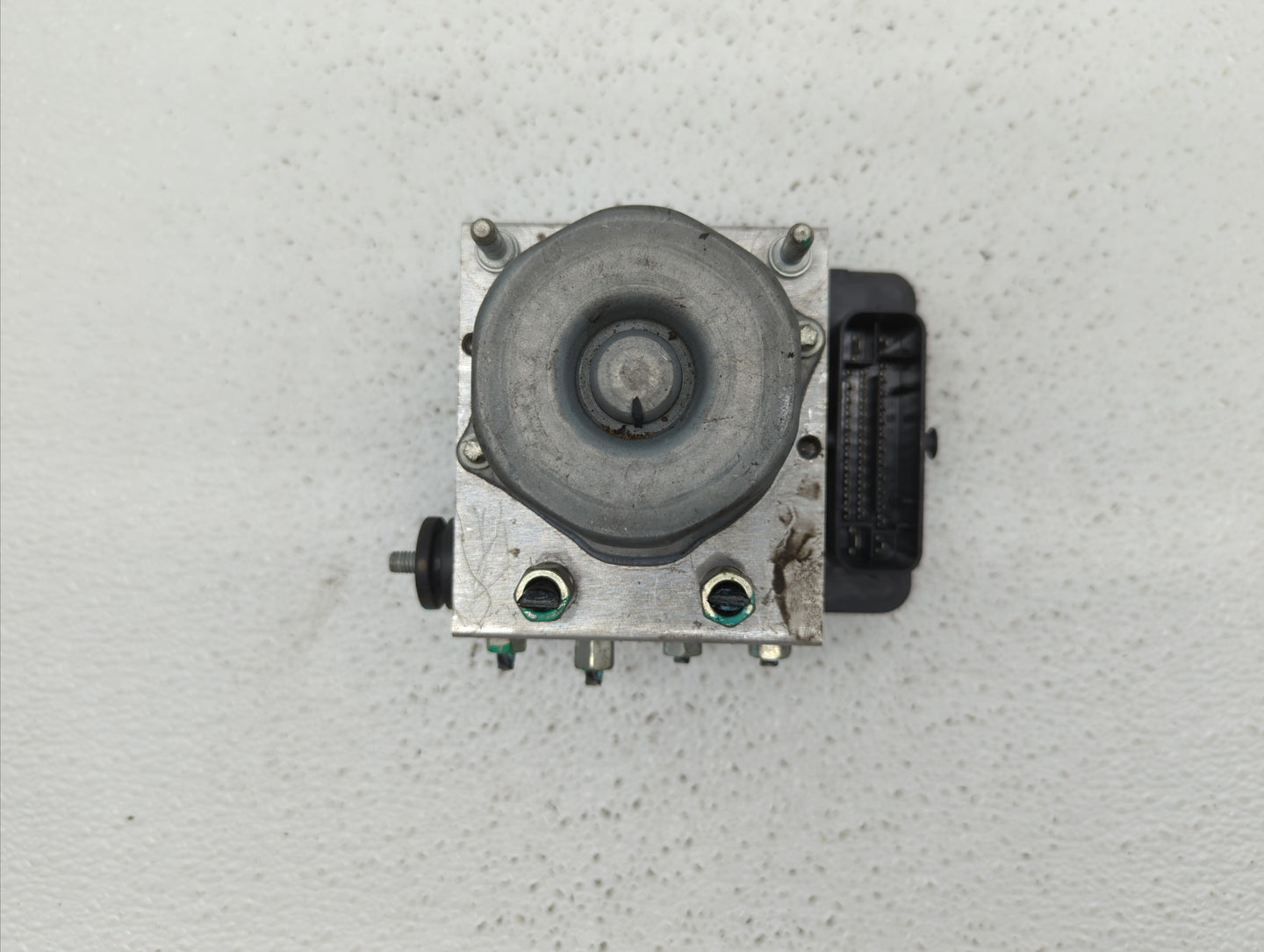 2015-2016 Nissan Rogue ABS Pump Control Module Replacement P/N:2265106452 47660-5HA0A Fits Fits 2015 2016 OEM Used Auto Part