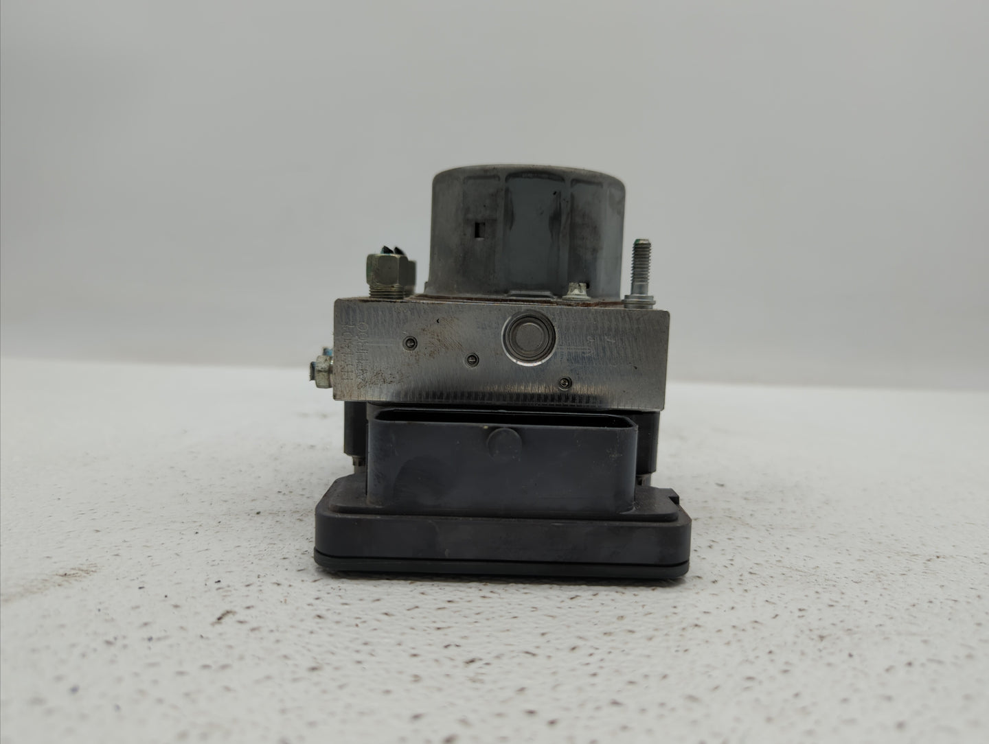2015-2016 Nissan Rogue ABS Pump Control Module Replacement P/N:2265106452 47660-5HA0A Fits Fits 2015 2016 OEM Used Auto Part