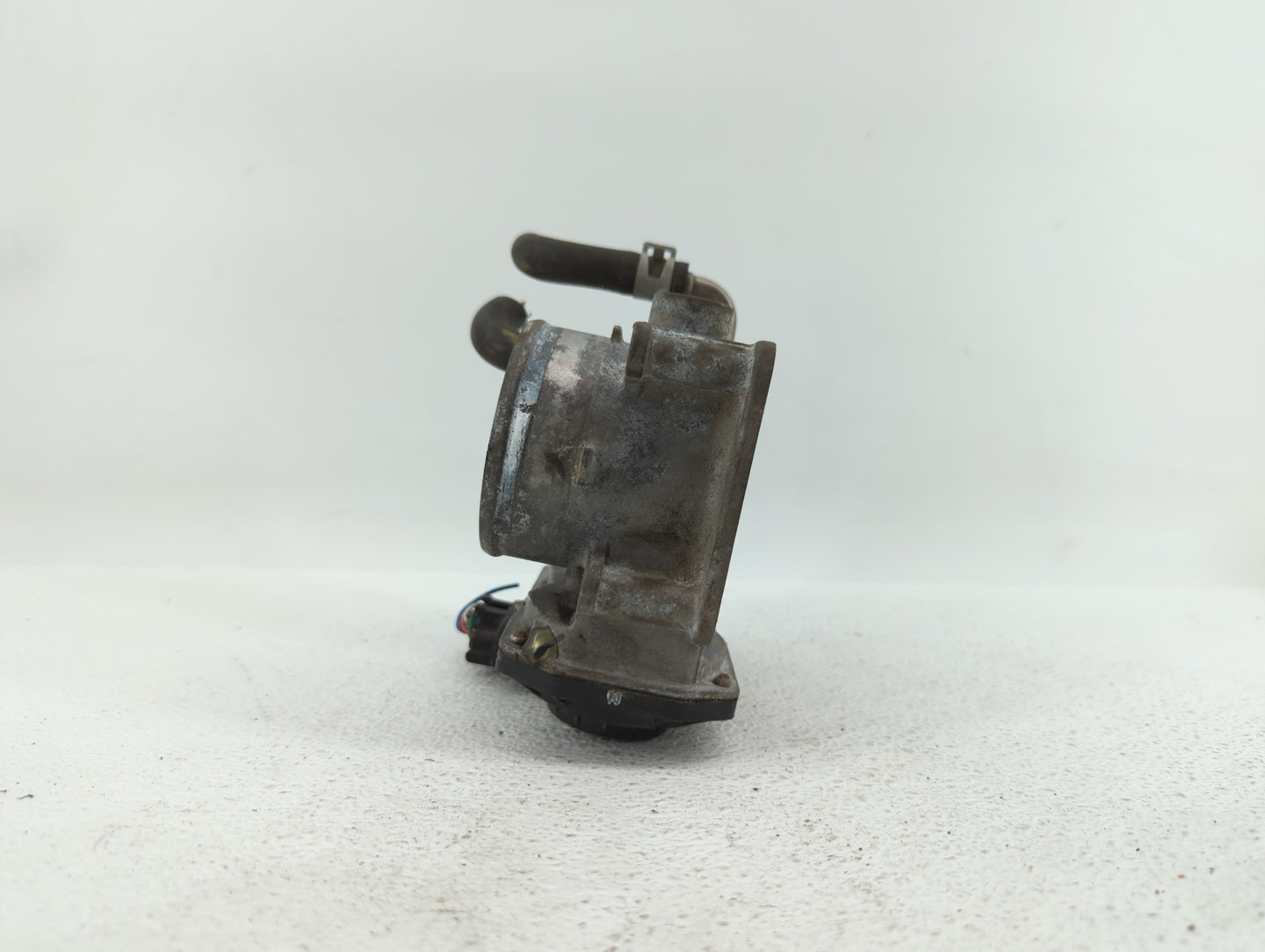 2014-2019 Nissan Rogue Throttle Body P/N:3TA60-01 C 3TA60-01 B, 3TA60-01 A Fits Fits 2013 2014 2015 2016 2017 2018 2019 OEM 