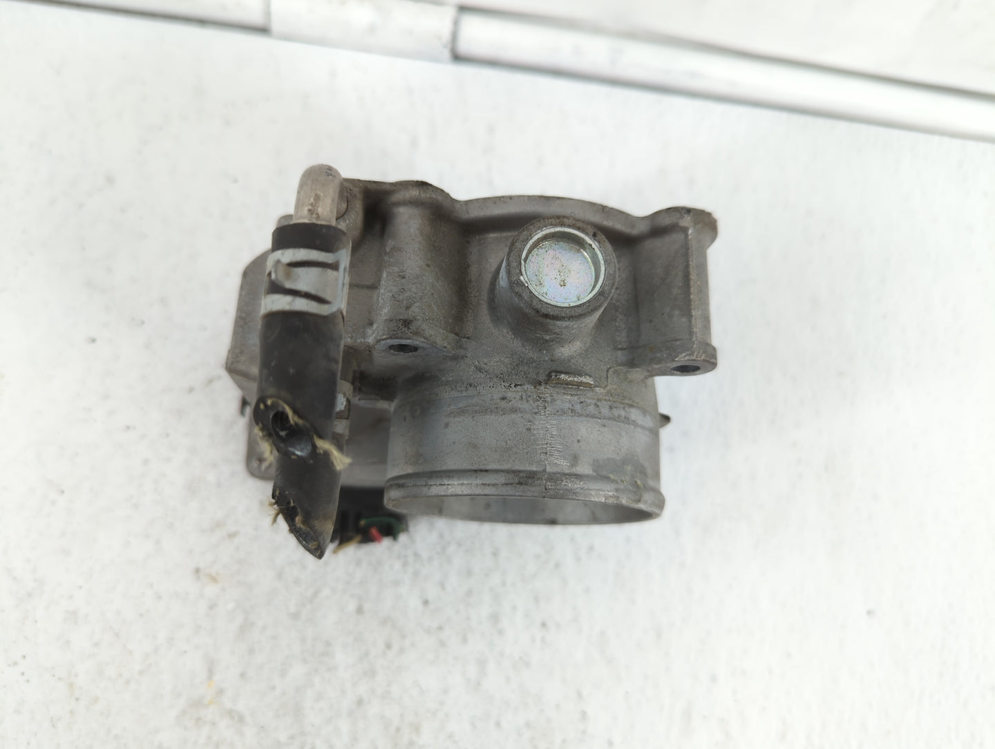2014-2019 Nissan Rogue Throttle Body P/N:3TA60-01 C 3TA60-01 B, 3TA60-01 A Fits Fits 2013 2014 2015 2016 2017 2018 2019 OEM 