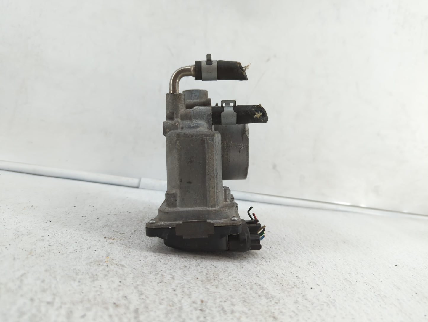 2014-2019 Nissan Rogue Throttle Body P/N:3TA60-01 C 3TA60-01 B, 3TA60-01 A Fits Fits 2013 2014 2015 2016 2017 2018 2019 OEM 