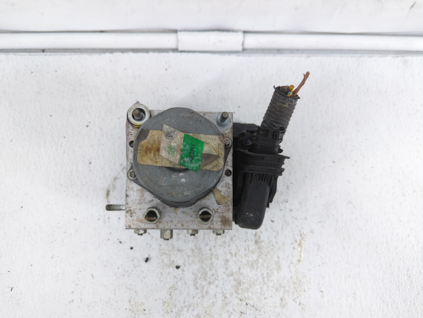 2014-2015 Nissan Rogue ABS Pump Control Module Replacement P/N:2265106527 47660 4BA0A Fits Fits 2014 2015 OEM Used Auto Part