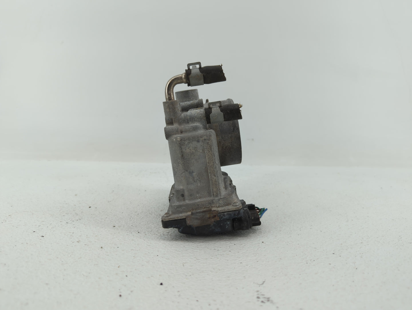 2014-2019 Nissan Rogue Throttle Body P/N:3TA60-01 C 3TA60-01 B, 3TA60-01 A Fits Fits 2013 2014 2015 2016 2017 2018 2019 OEM 