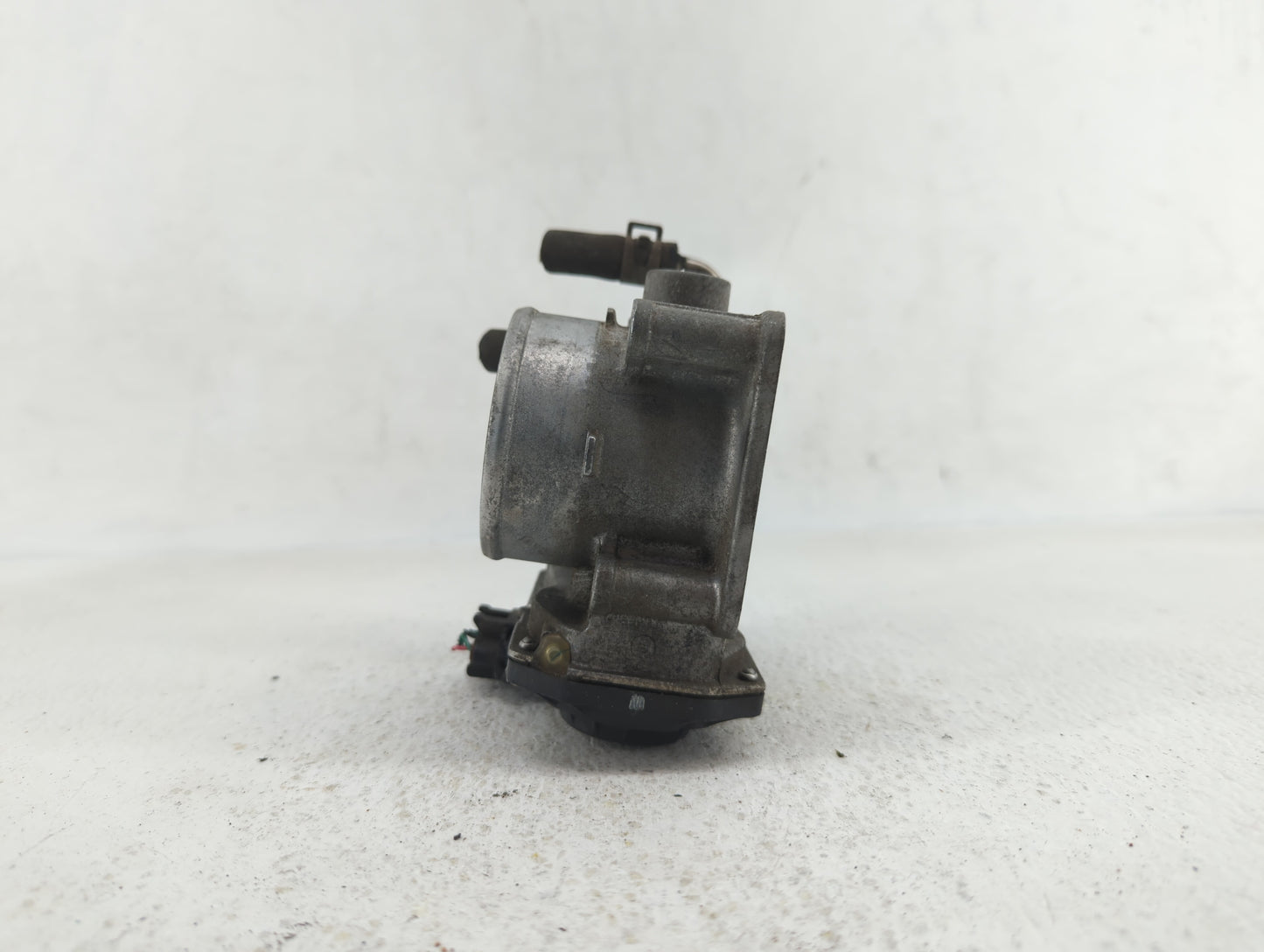 2014-2019 Nissan Rogue Throttle Body P/N:3TA60-01 C 3TA60-01 B, 3TA60-01 A Fits Fits 2013 2014 2015 2016 2017 2018 2019 OEM 