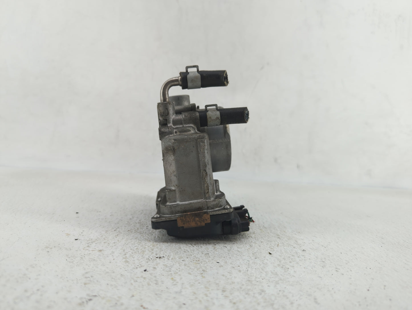 2014-2019 Nissan Rogue Throttle Body P/N:3TA60-01 C 3TA60-01 B, 3TA60-01 A Fits Fits 2013 2014 2015 2016 2017 2018 2019 OEM 