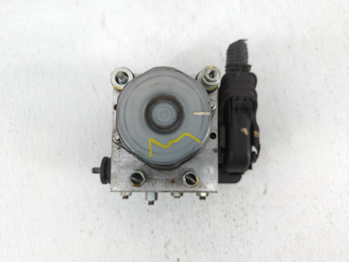 2014-2015 Nissan Rogue ABS Pump Control Module Replacement P/N:2265106527 47660 4BA0A Fits Fits 2014 2015 OEM Used Auto Part