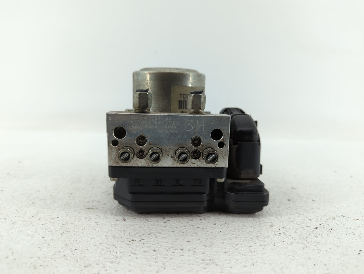 2012-2015 Nissan Rogue ABS Pump Control Module Replacement P/N:47660 JM04A TD8405 Fits Fits 2012 2013 2014 2015 OEM Used Aut