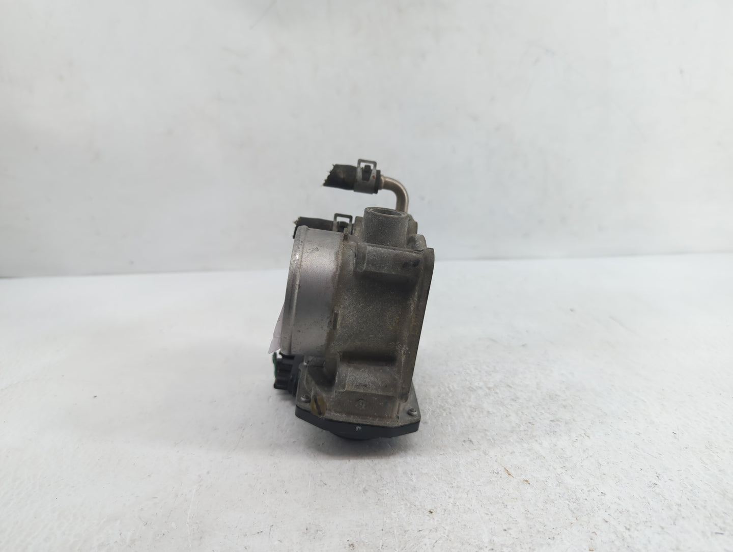 2014-2019 Nissan Rogue Throttle Body P/N:3TA60-01 C 3TA60-01 B, 3TA60-01 A Fits Fits 2013 2014 2015 2016 2017 2018 2019 OEM 