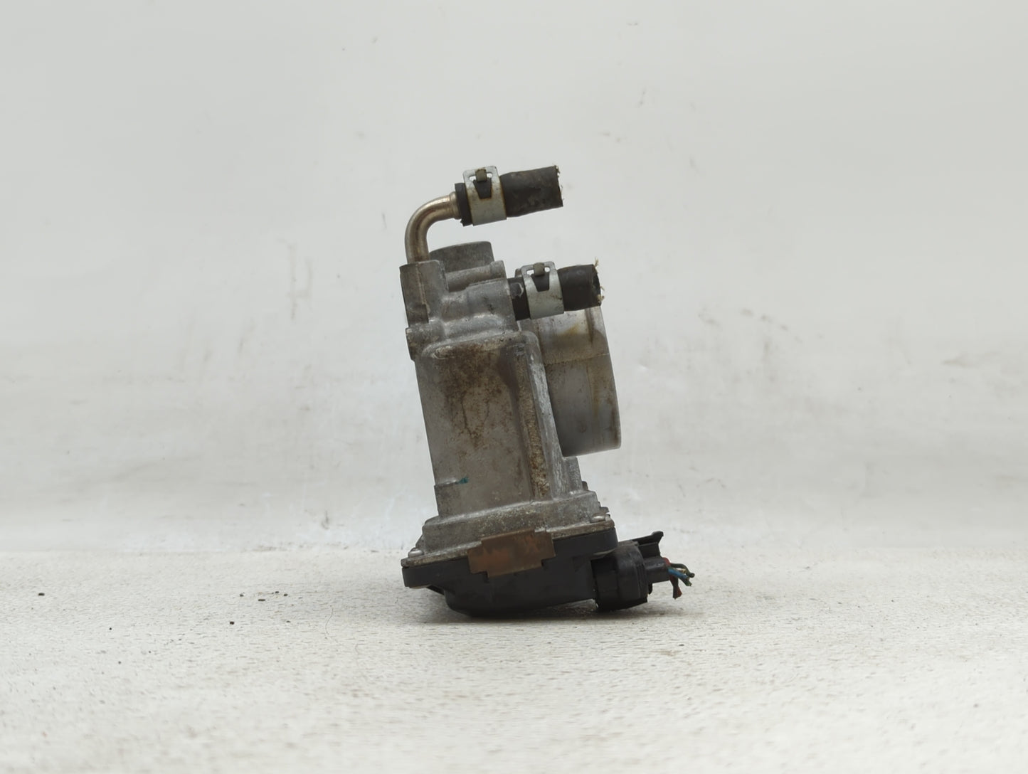 2014-2019 Nissan Rogue Throttle Body P/N:3TA60-01 C 3TA60-01 B, 3TA60-01 A Fits Fits 2013 2014 2015 2016 2017 2018 2019 OEM 