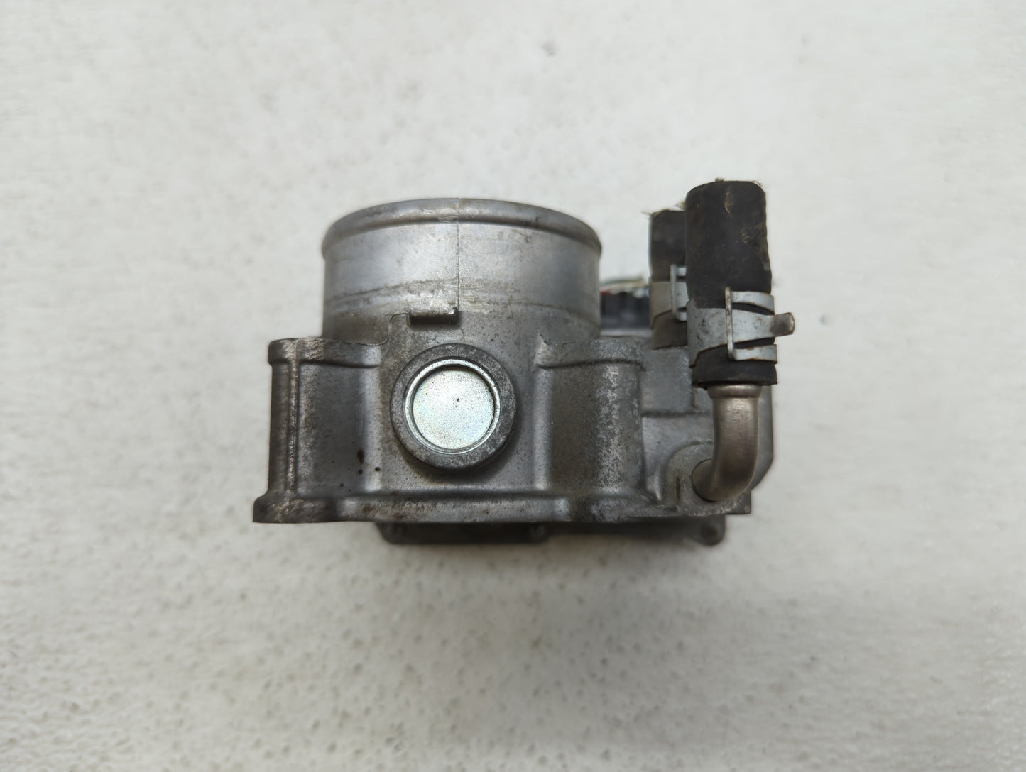 2014-2019 Nissan Rogue Throttle Body P/N:3TA60-01 C 3TA60-01 B, 3TA60-01 A Fits Fits 2013 2014 2015 2016 2017 2018 2019 OEM 