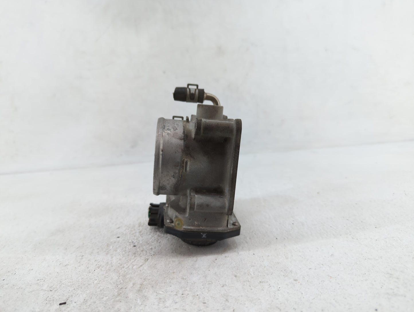 2014-2019 Nissan Rogue Throttle Body P/N:3TA60-01 C 3TA60-01 B, 3TA60-01 A Fits Fits 2013 2014 2015 2016 2017 2018 2019 OEM 