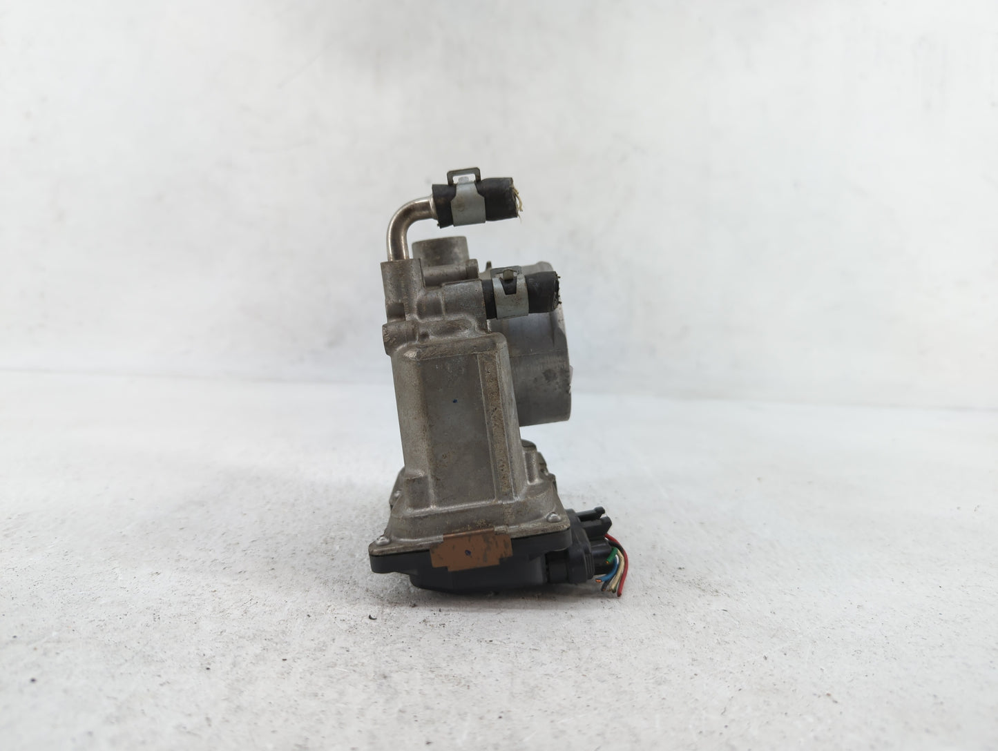 2014-2019 Nissan Rogue Throttle Body P/N:3TA60-01 C 3TA60-01 B, 3TA60-01 A Fits Fits 2013 2014 2015 2016 2017 2018 2019 OEM 