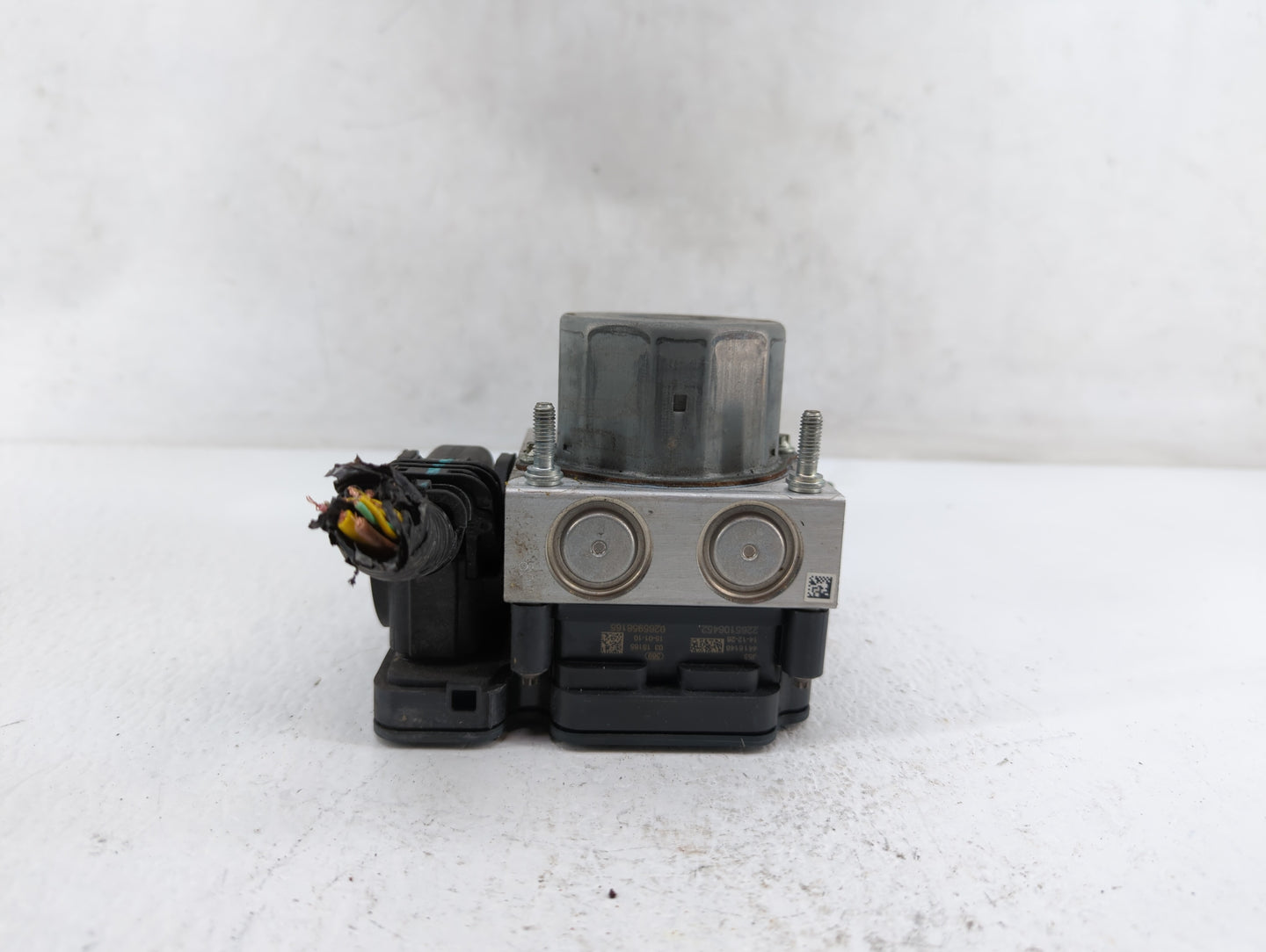 2015-2016 Nissan Rogue ABS Pump Control Module Replacement P/N:47660 5HA0A 47660 5HA1A Fits Fits 2015 2016 OEM Used Auto Par