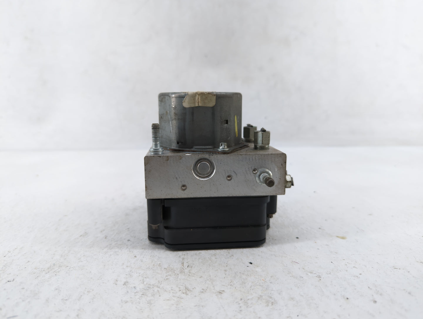 2014-2015 Nissan Rogue ABS Pump Control Module Replacement P/N:47660 4BA0A Fits Fits 2014 2015 OEM Used Auto Parts - Oemused