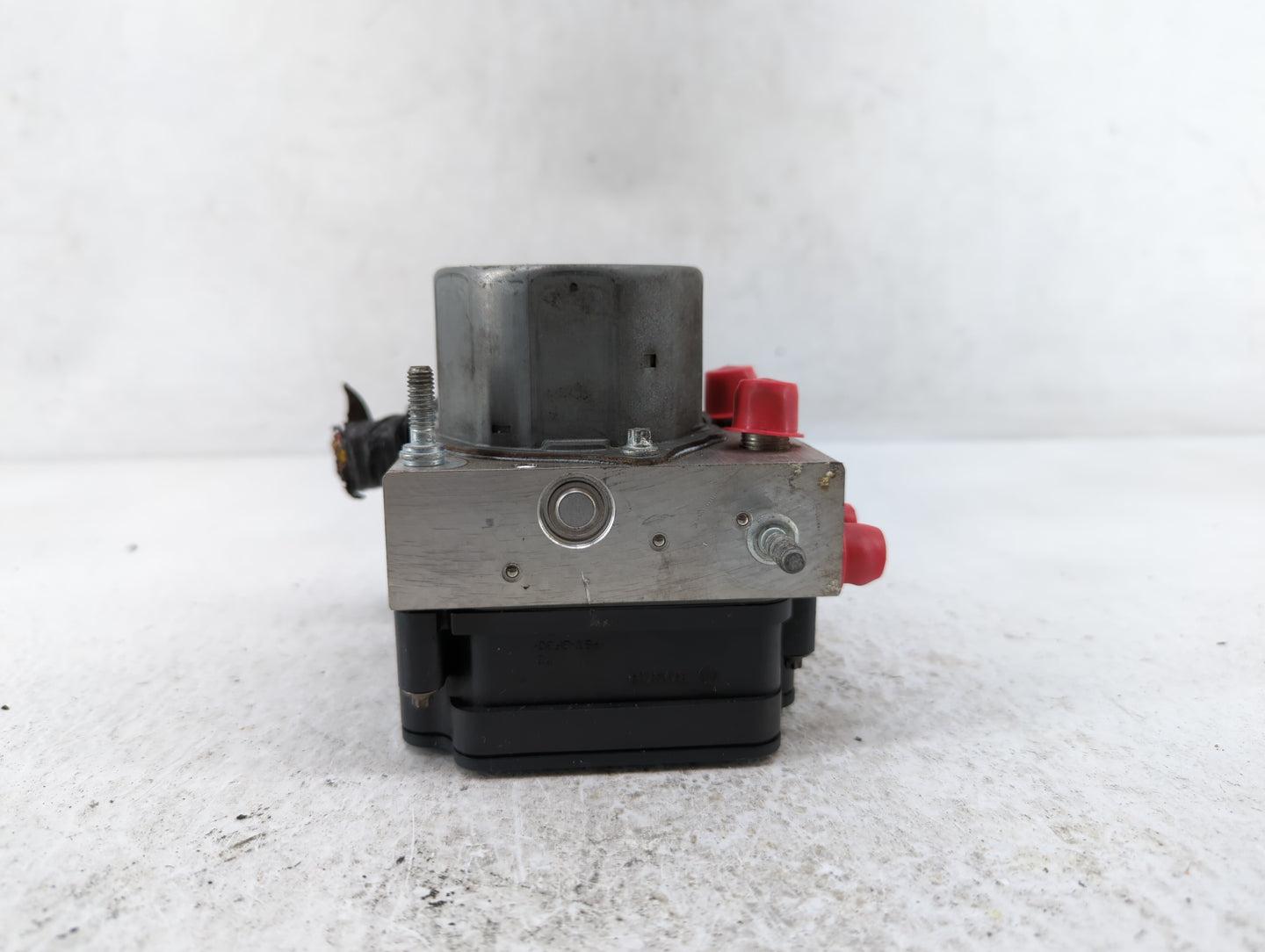 2014-2015 Nissan Rogue ABS Pump Control Module Replacement P/N:47660 4BA0A Fits Fits 2014 2015 OEM Used Auto Parts - Oemused