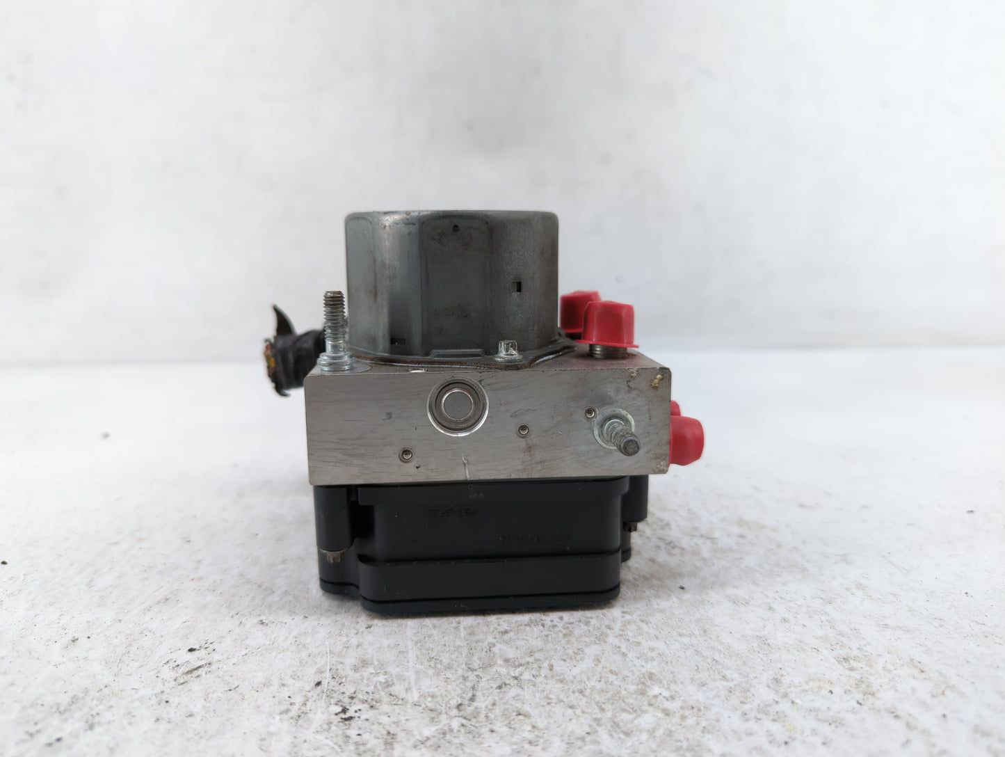 2014-2015 Nissan Rogue ABS Pump Control Module Replacement P/N:47660 4BA0A Fits Fits 2014 2015 OEM Used Auto Parts - Oemused