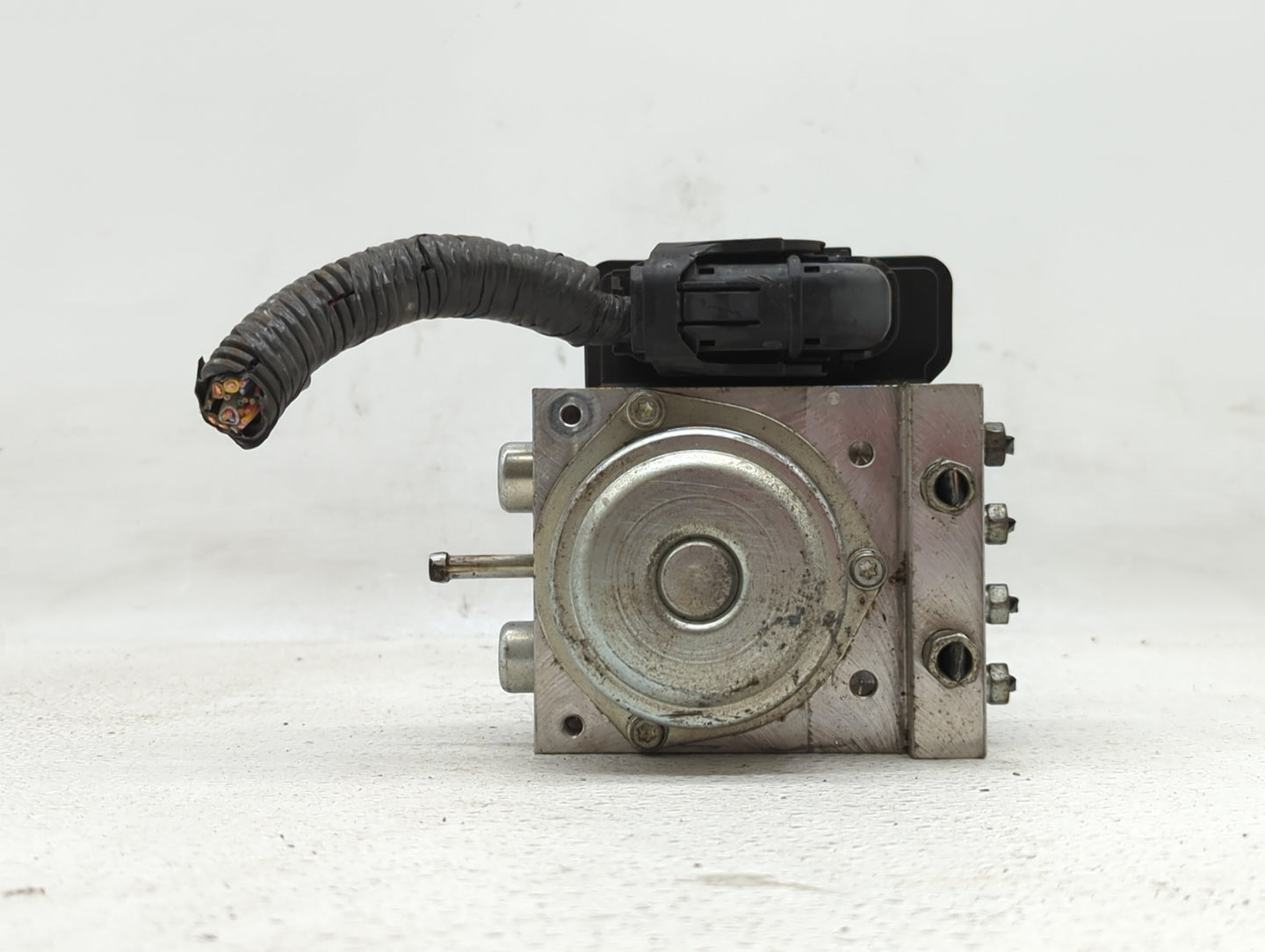 2012-2015 Nissan Rogue ABS Pump Control Module Replacement P/N:47660 JM04A TD8405 Fits Fits 2012 2013 2014 2015 OEM Used Aut