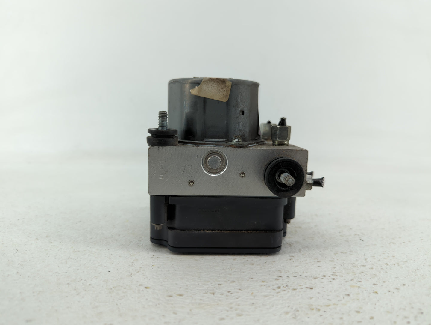 2014-2015 Nissan Rogue ABS Pump Control Module Replacement P/N:47660 4BA0A Fits Fits 2014 2015 OEM Used Auto Parts - Oemused