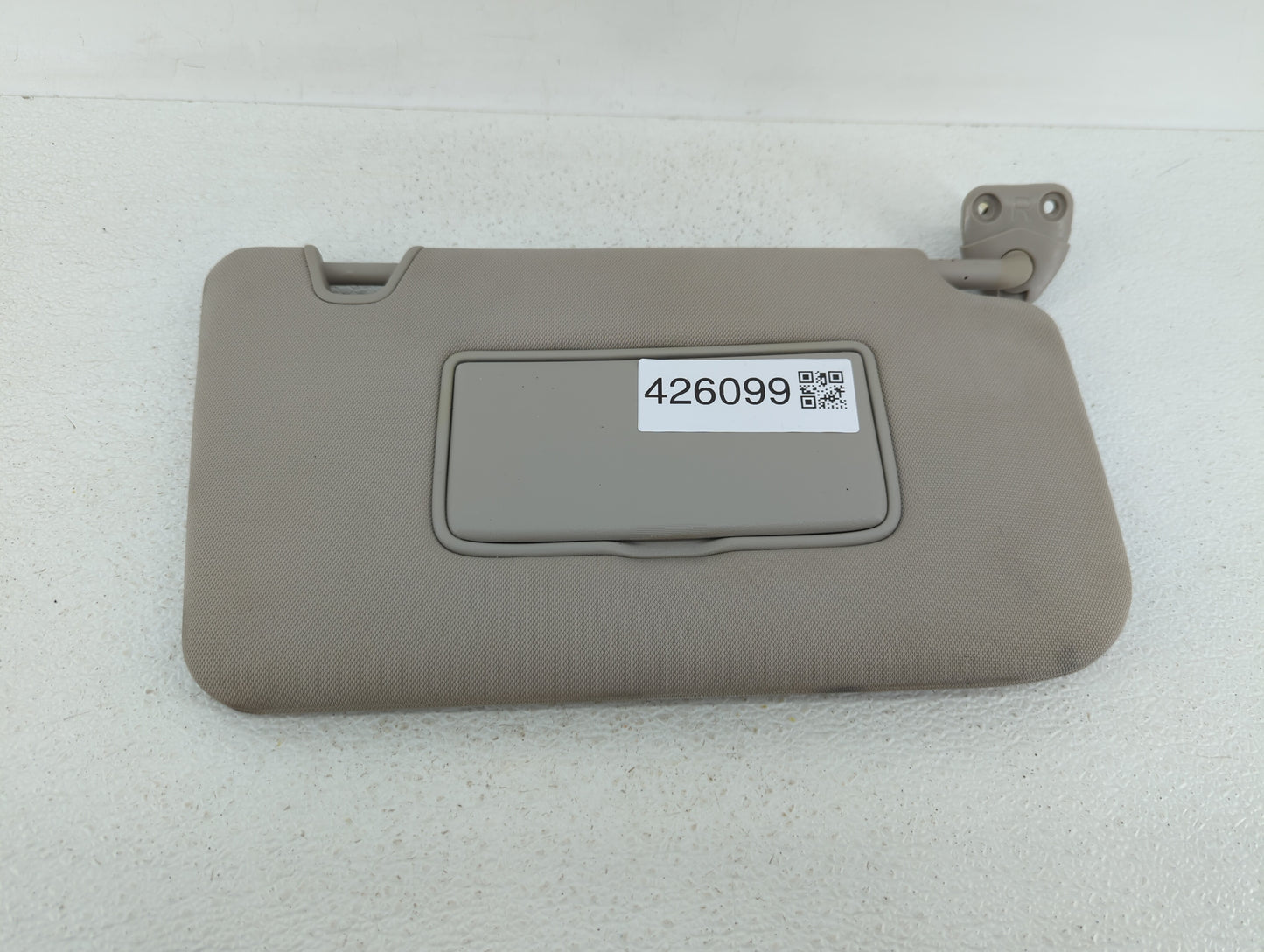 2014-2017 Nissan Rogue Sun Visor Shade Replacement Passenger Right Mirror Fits Fits 2014 2015 2016 2017 OEM Used Auto Parts 