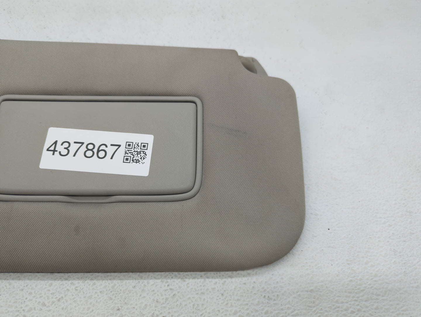 2014-2017 Nissan Rogue Sun Visor Shade Replacement Passenger Right Mirror Fits Fits 2014 2015 2016 2017 OEM Used Auto Parts 