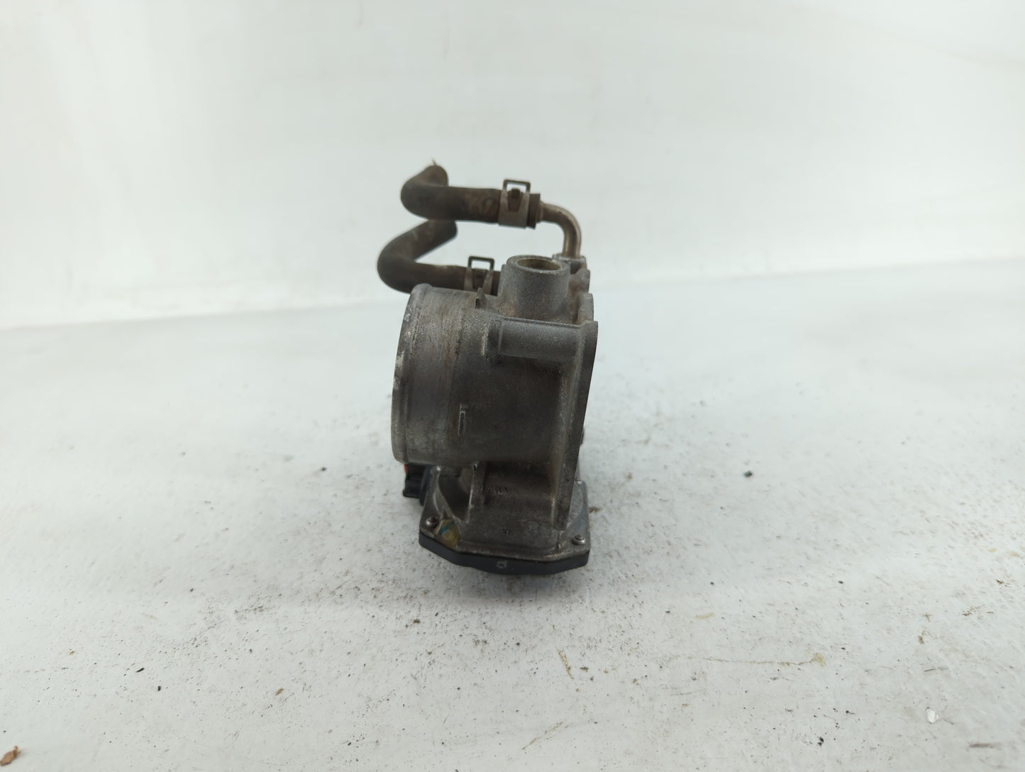 2014-2020 Nissan Rogue Throttle Body P/N:3TA60-01 B 3TA60-01 A Fits Fits 2013 2014 2015 2016 2017 2018 2019 2020 OEM Used Au