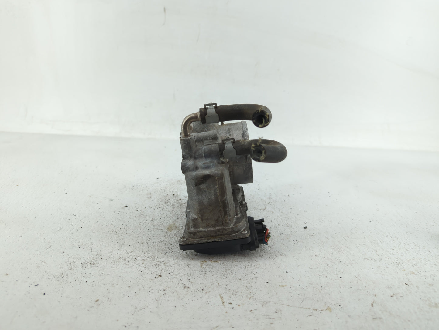 2014-2020 Nissan Rogue Throttle Body P/N:3TA60-01 B 3TA60-01 A Fits Fits 2013 2014 2015 2016 2017 2018 2019 2020 OEM Used Au