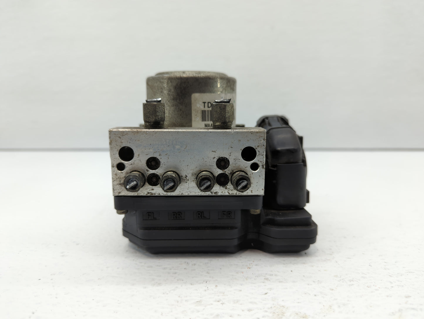 2012-2015 Nissan Rogue ABS Pump Control Module Replacement P/N:TD8405 47660 JM04A Fits Fits 2012 2013 2014 2015 OEM Used Aut