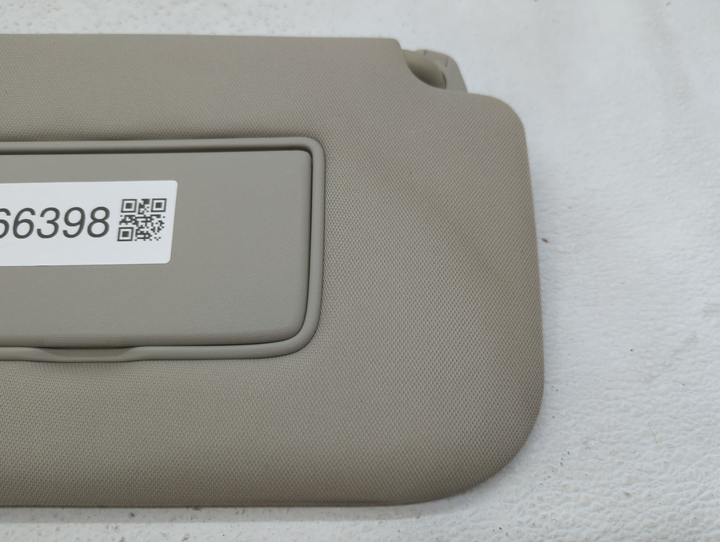 2014-2017 Nissan Rogue Sun Visor Shade Replacement Passenger Right Mirror Fits Fits 2014 2015 2016 2017 OEM Used Auto Parts 