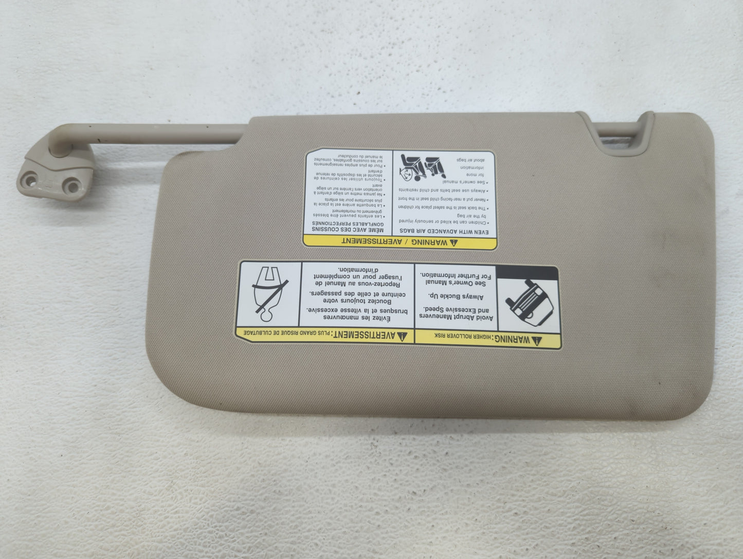 2014-2017 Nissan Rogue Sun Visor Shade Replacement Passenger Right Mirror Fits Fits 2014 2015 2016 2017 OEM Used Auto Parts 