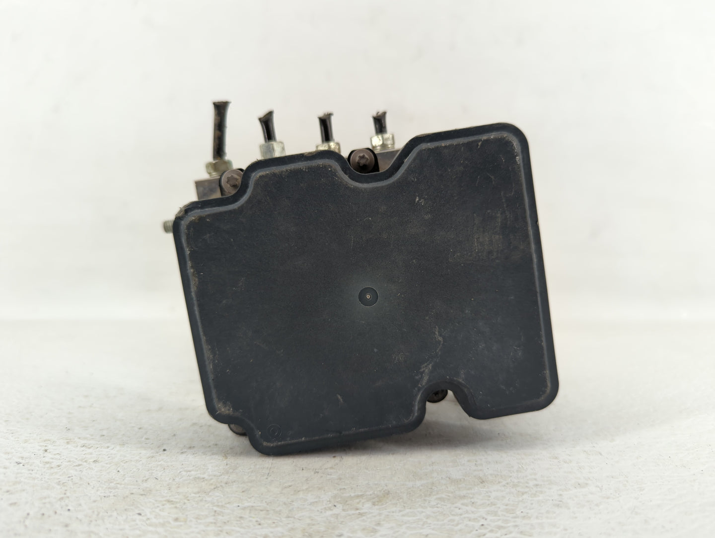 2015-2016 Nissan Rogue ABS Pump Control Module Replacement P/N:47660 5HA0A 47660 5HA1A Fits Fits 2015 2016 OEM Used Auto Par