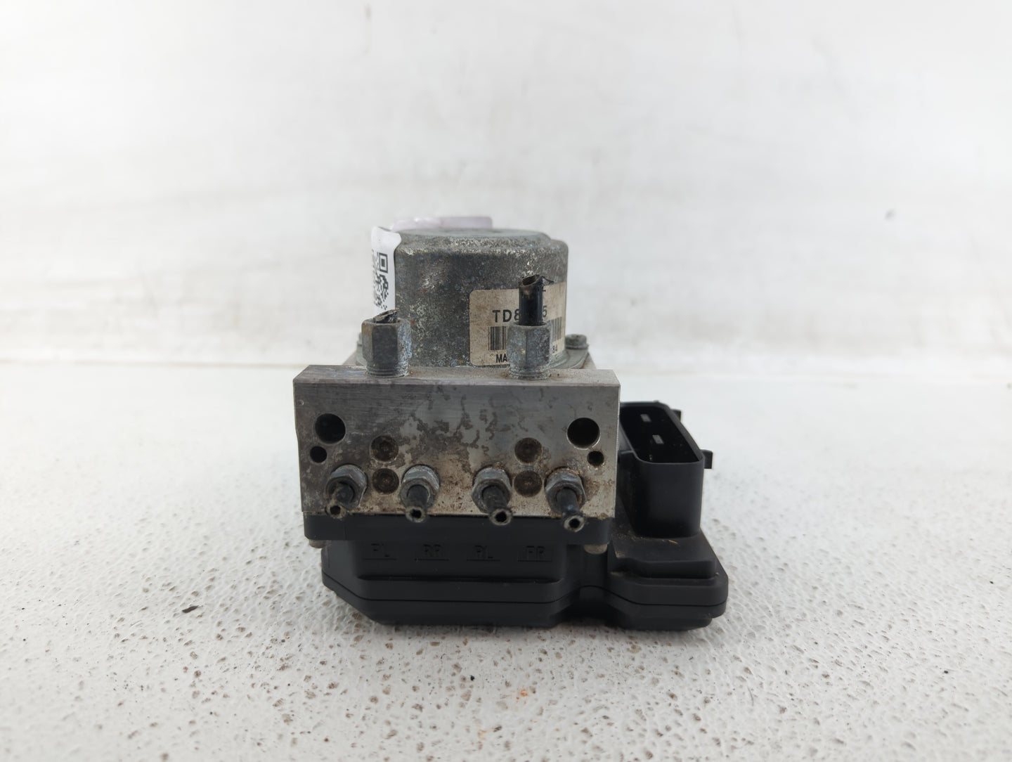 2012-2015 Nissan Rogue ABS Pump Control Module Replacement P/N:4Y141884 Fits Fits 2012 2013 2014 2015 OEM Used Auto Parts - 