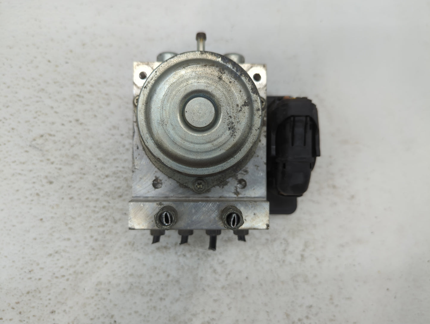 2012-2015 Nissan Rogue ABS Pump Control Module Replacement P/N:TD8405 4Y141884 Fits Fits 2012 2013 2014 2015 OEM Used Auto P
